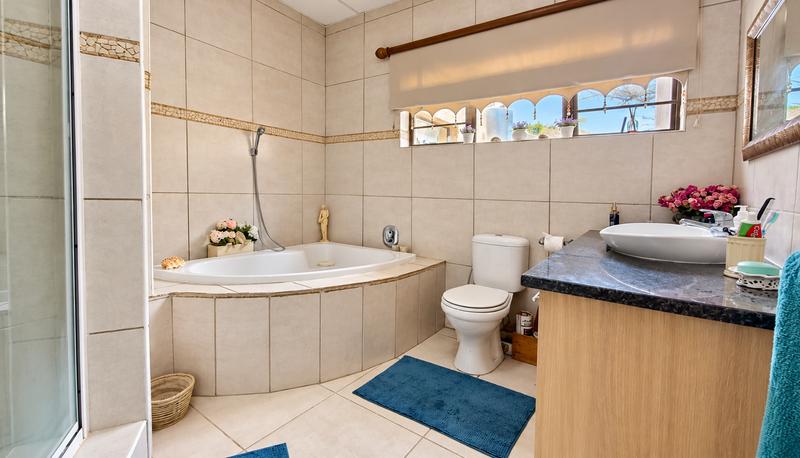 5 Bedroom Property for Sale in Dan Pienaar Free State